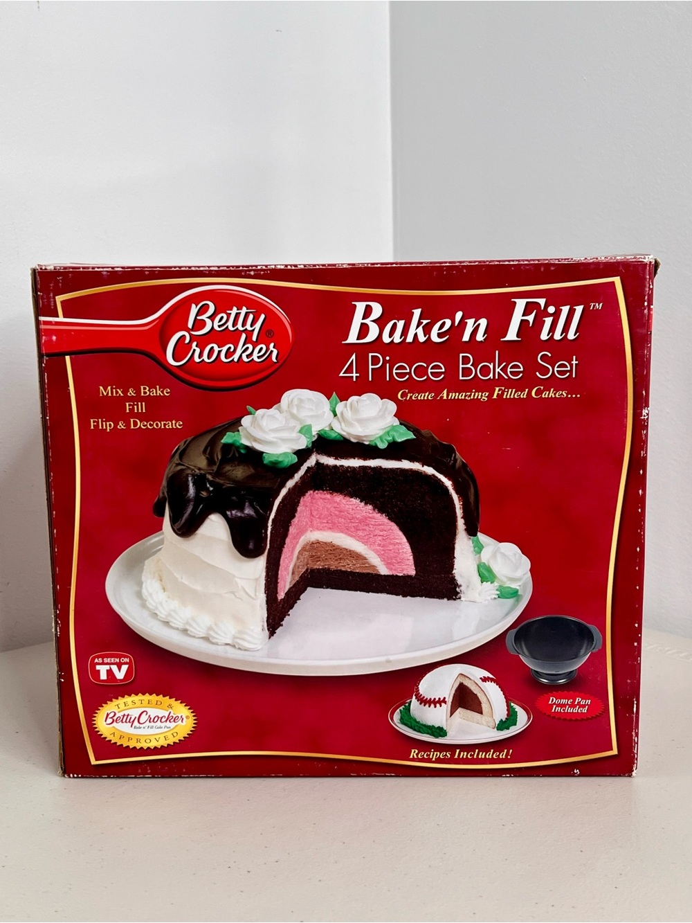 Betty Crocker Bake’n Fill 4 Piece Bake Set Cake Pan Filled Cakes Original Box
